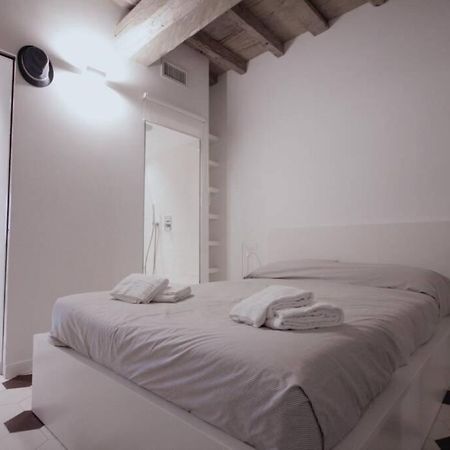 Charmant Maison In Centro 都灵 外观 照片